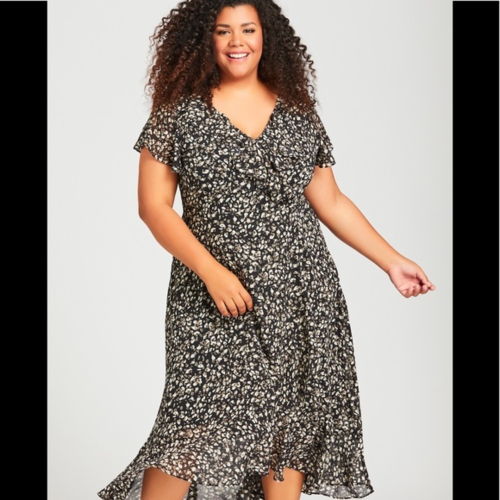 Avenue NWT Romantic Floral Midi Dress Plus Size Women’s size 14